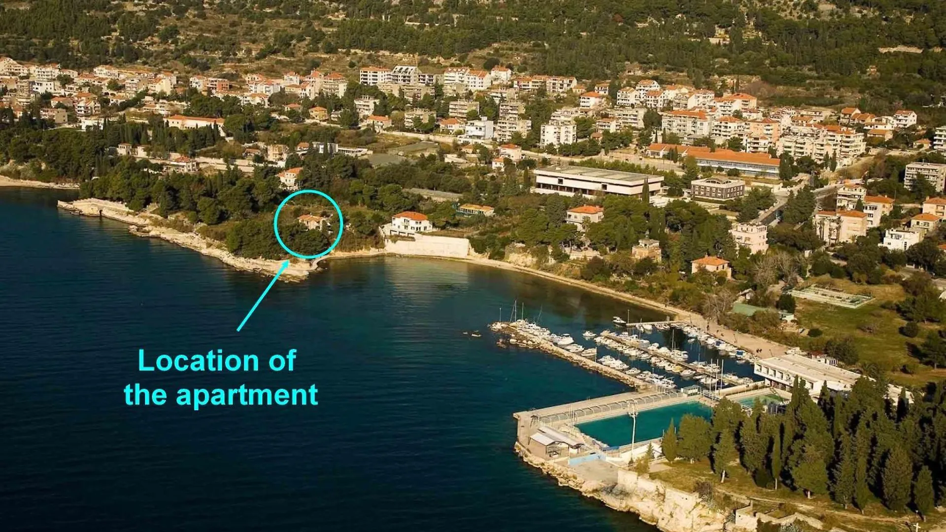 Beachfront Apartment Drazen With Patio & Parking Split 0*,  Croatia