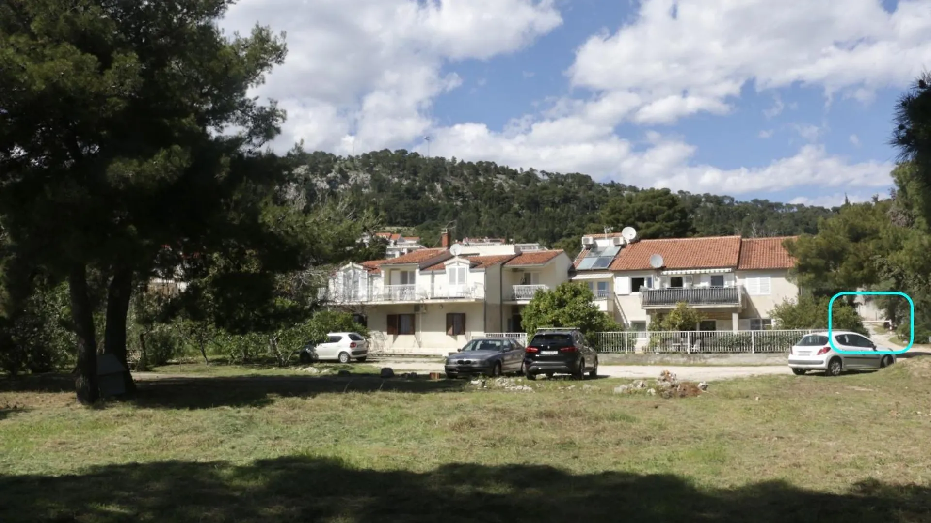 Beachfront Apartment Drazen With Patio & Parking Split